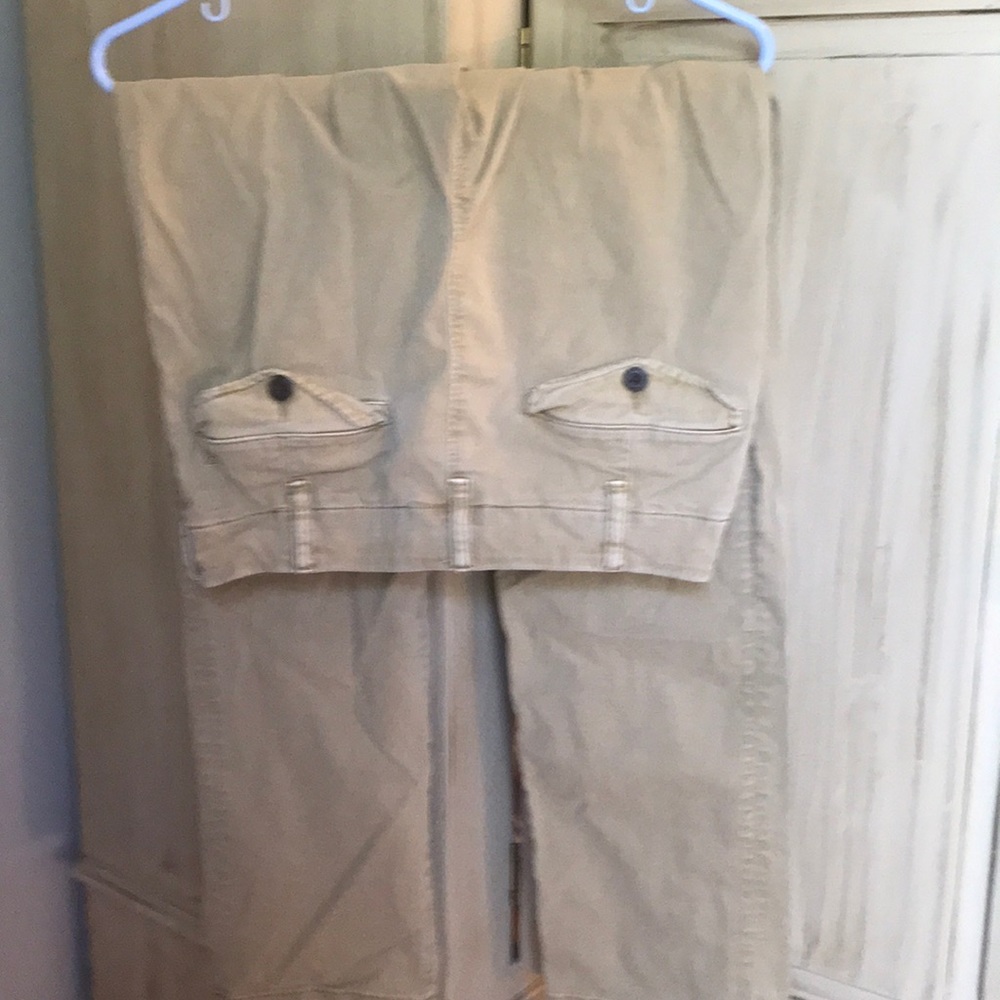 AE size 29x32 khaki pants